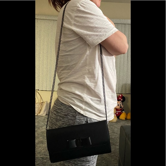 NWOT - Salvatore Ferragamo Vera Bow - Picture 10 of 11